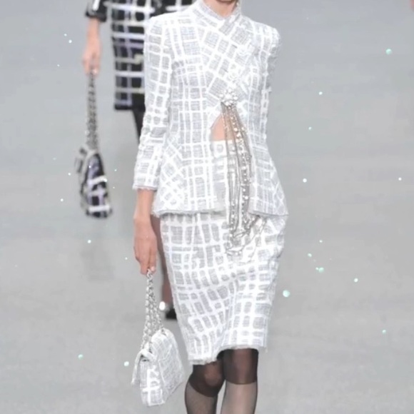 CHANEL Dresses & Skirts - Chanel Vintage Tweed Midi Skirt 2009 Runway Look